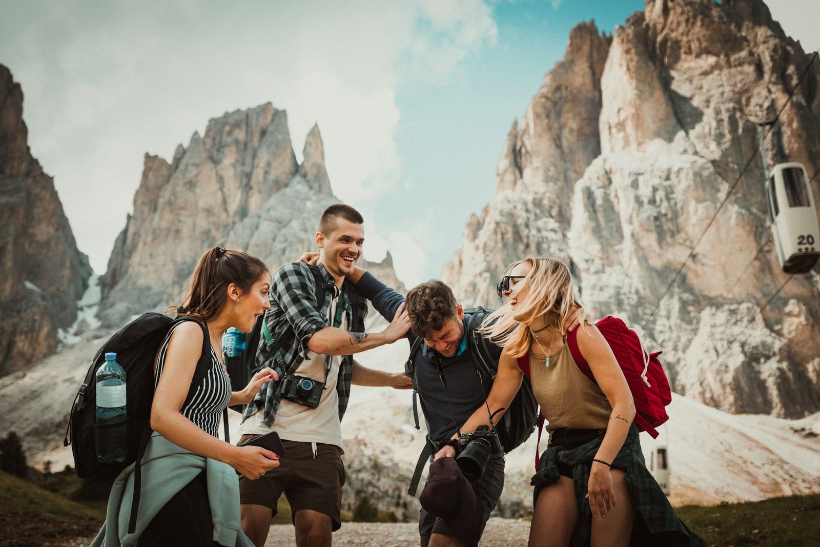 Adventure with Friends: The Joy of Exploring Together felix rostig umv2wr vbq8 unsplash (1)